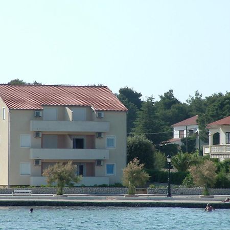 Beach Home Noemie Vir Luaran gambar