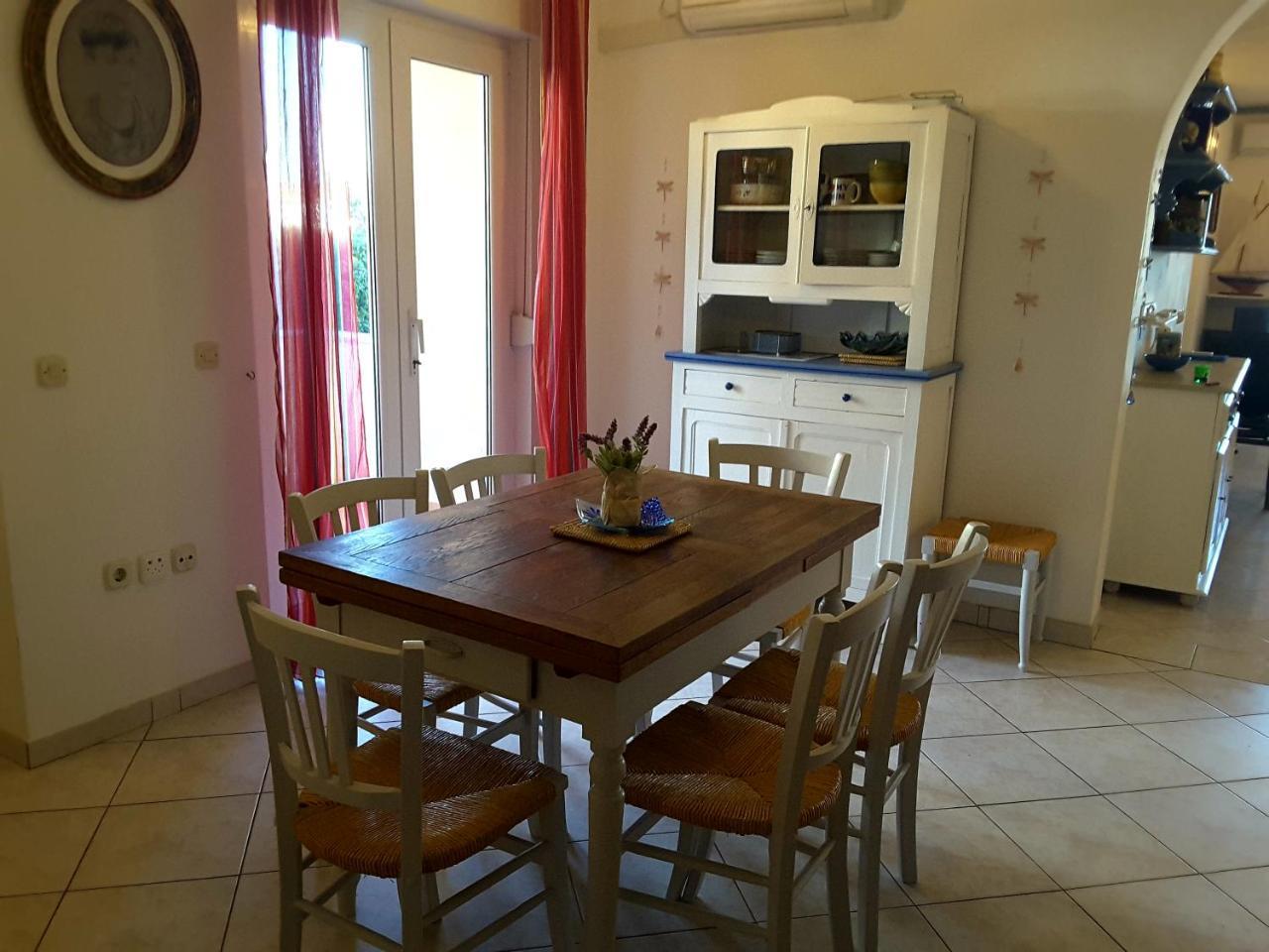 Beach Home Noemie Vir Luaran gambar